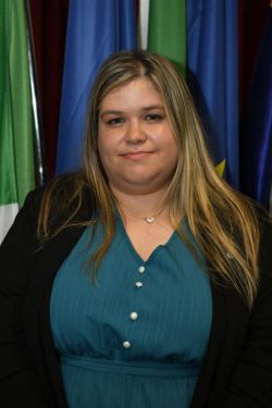 Maur&iacute;lia Ara&uacute;jo